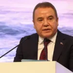 Tutuklu Muhittin Böcek tarafını ilan etti: ‘Sayın Kemal Kılıçdaroğlu CHP Genel Başkanımız’
